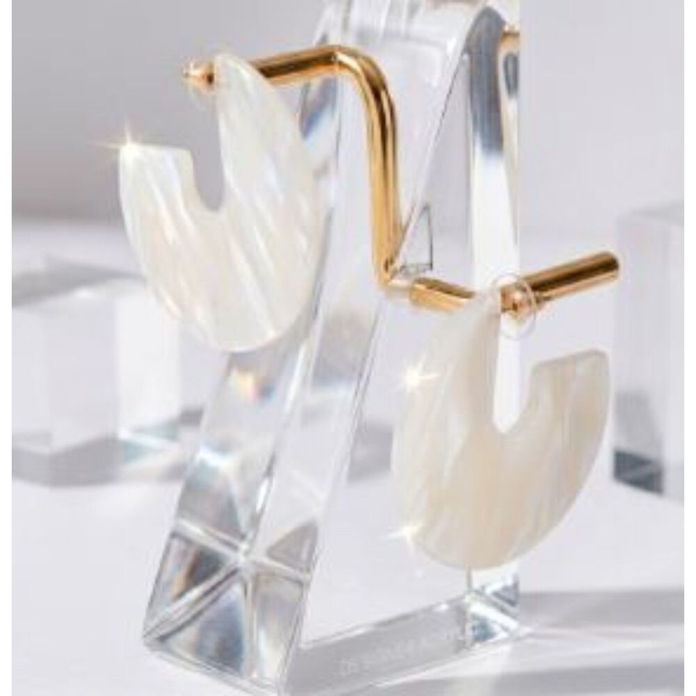 Lee Angel Women's Iridescent Resin Pearl Arch Earrings NWT 98